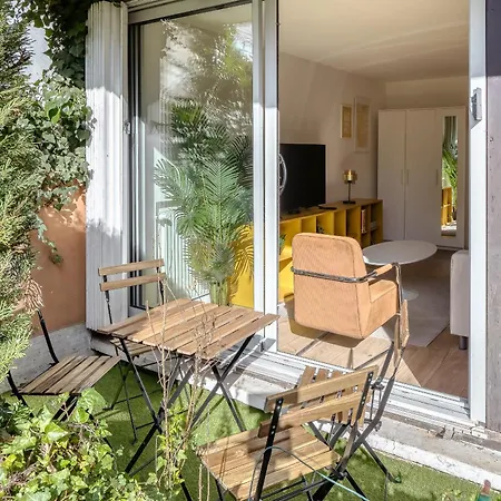 Roxane - Parking Prive Et Terrasse