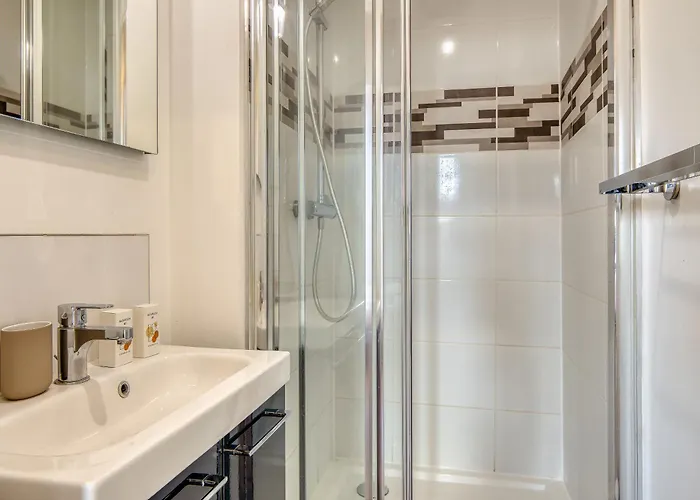 Roxane - Parking Prive Et Terrasse